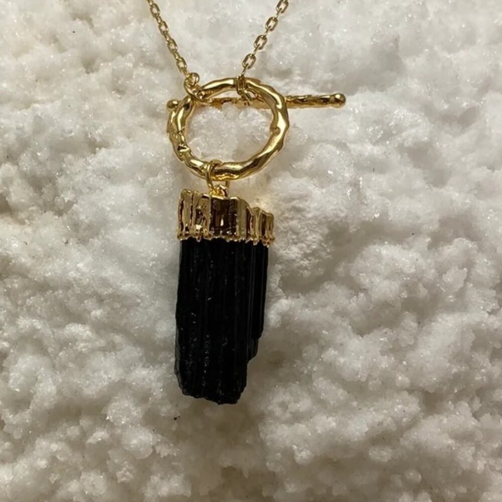 Black Tourmaline w/ Front Toggle Clasp Necklace